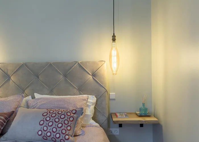 Stylish Downtown Duplex 2br Walk Everywhere! *