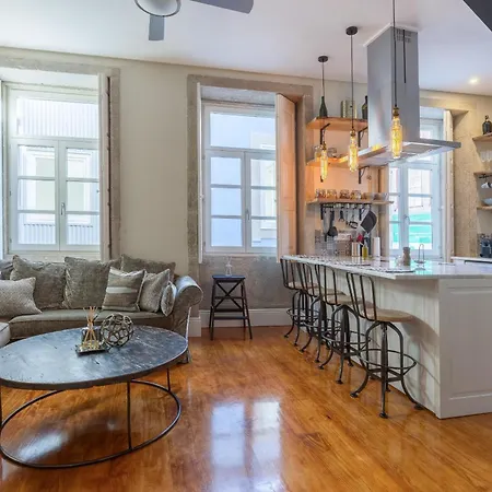 Stylish Downtown Duplex 2br Walk Everywhere! Apartment *