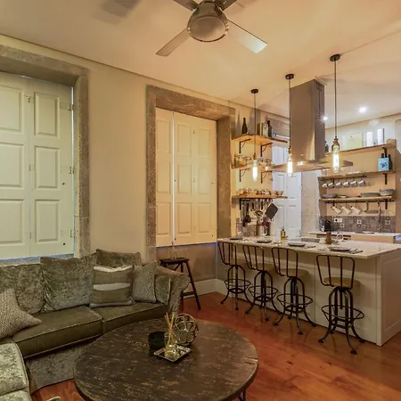 דירה Stylish Downtown Duplex 2br Walk Everywhere! *