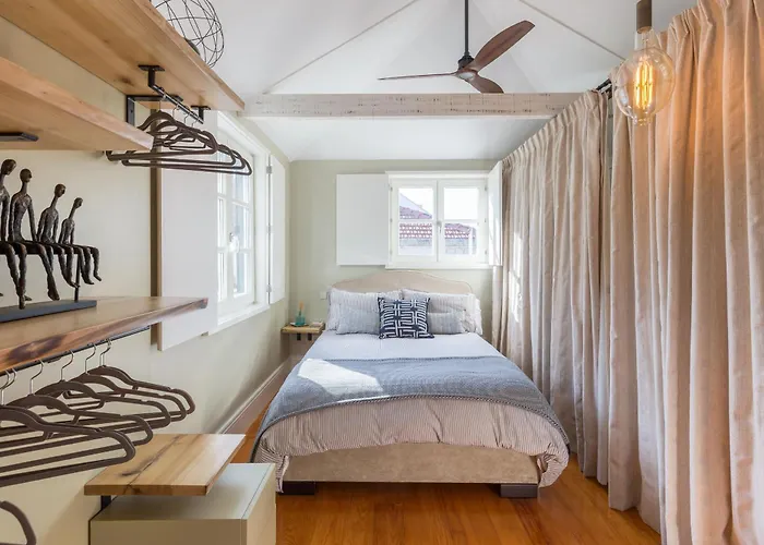 Stylish Downtown Duplex 2br Walk Everywhere! Apartmán Porto