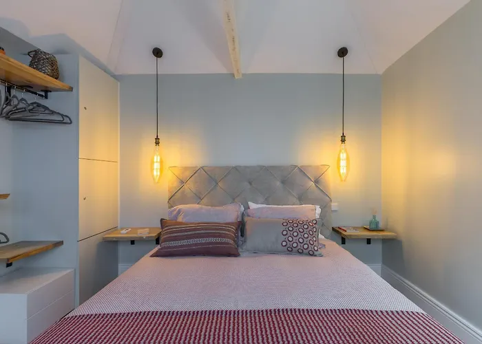 Stylish Downtown Duplex 2br Walk Everywhere! * Porto