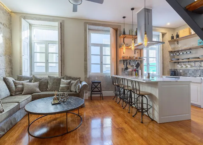 Stylish Downtown Duplex 2br Walk Everywhere! Lejlighed *